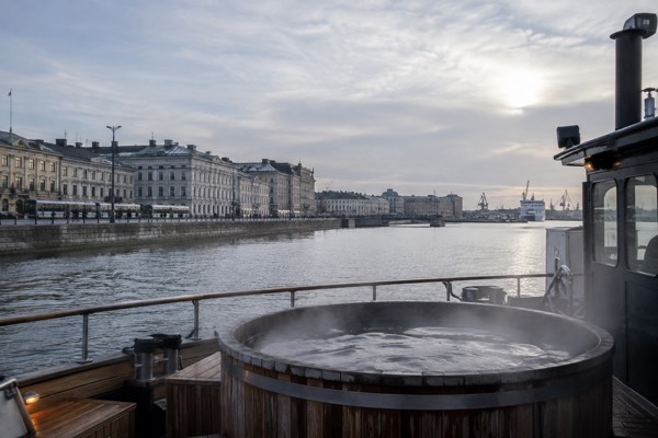 Hot Tub Beach and Harbor Cruise, Gothenburg